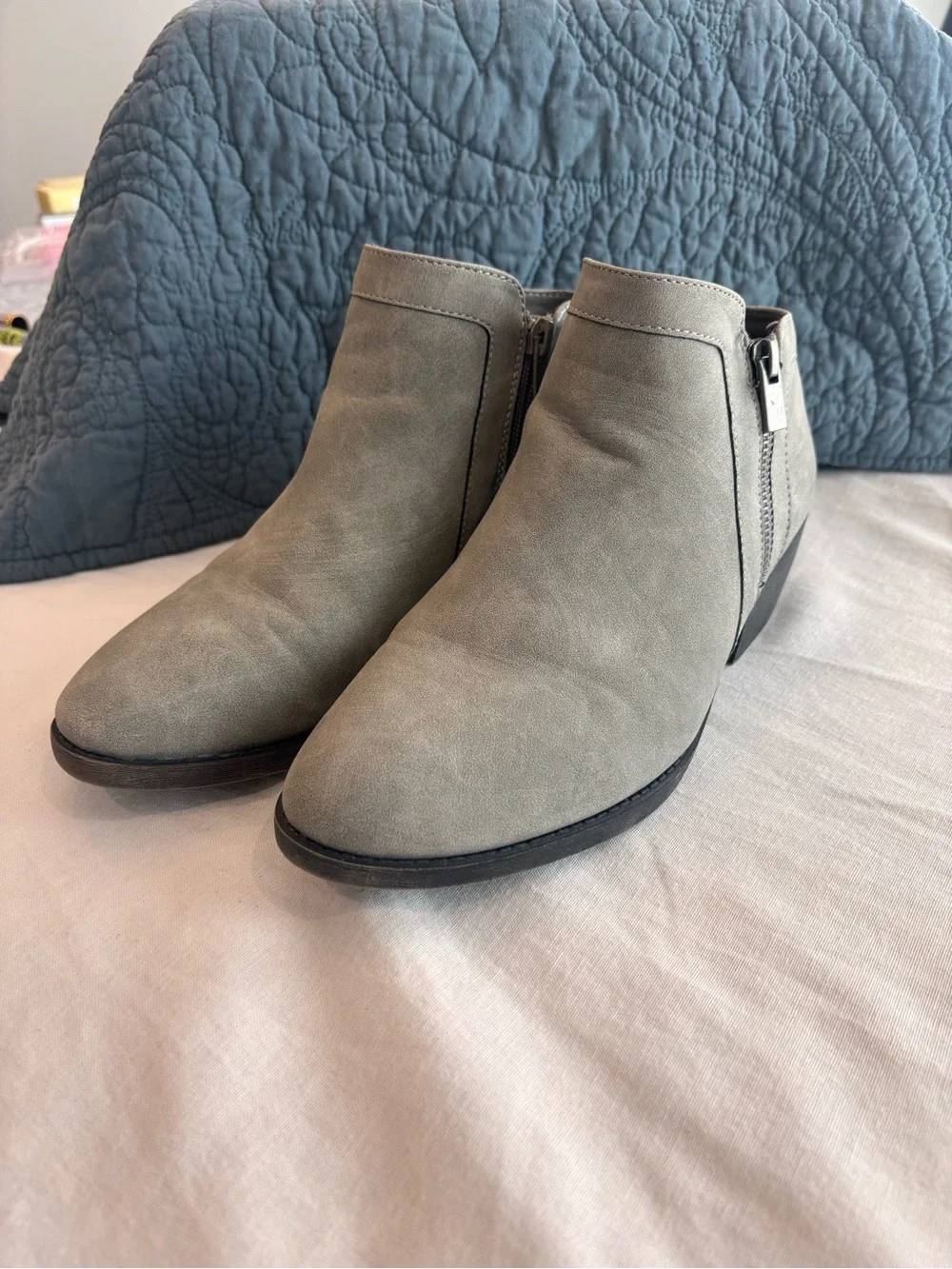 Maurices Gray Faux Suede Side Zip Ankle Booties Size 9 NWOT